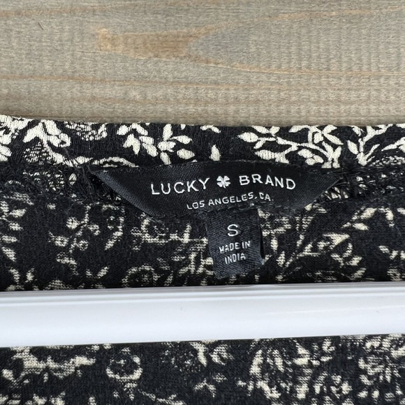 Lucky Brand Womens Shirt 3/4 Sleeve Scoop Neck Floral Boho Black Cream Small - Picture 7 of 8